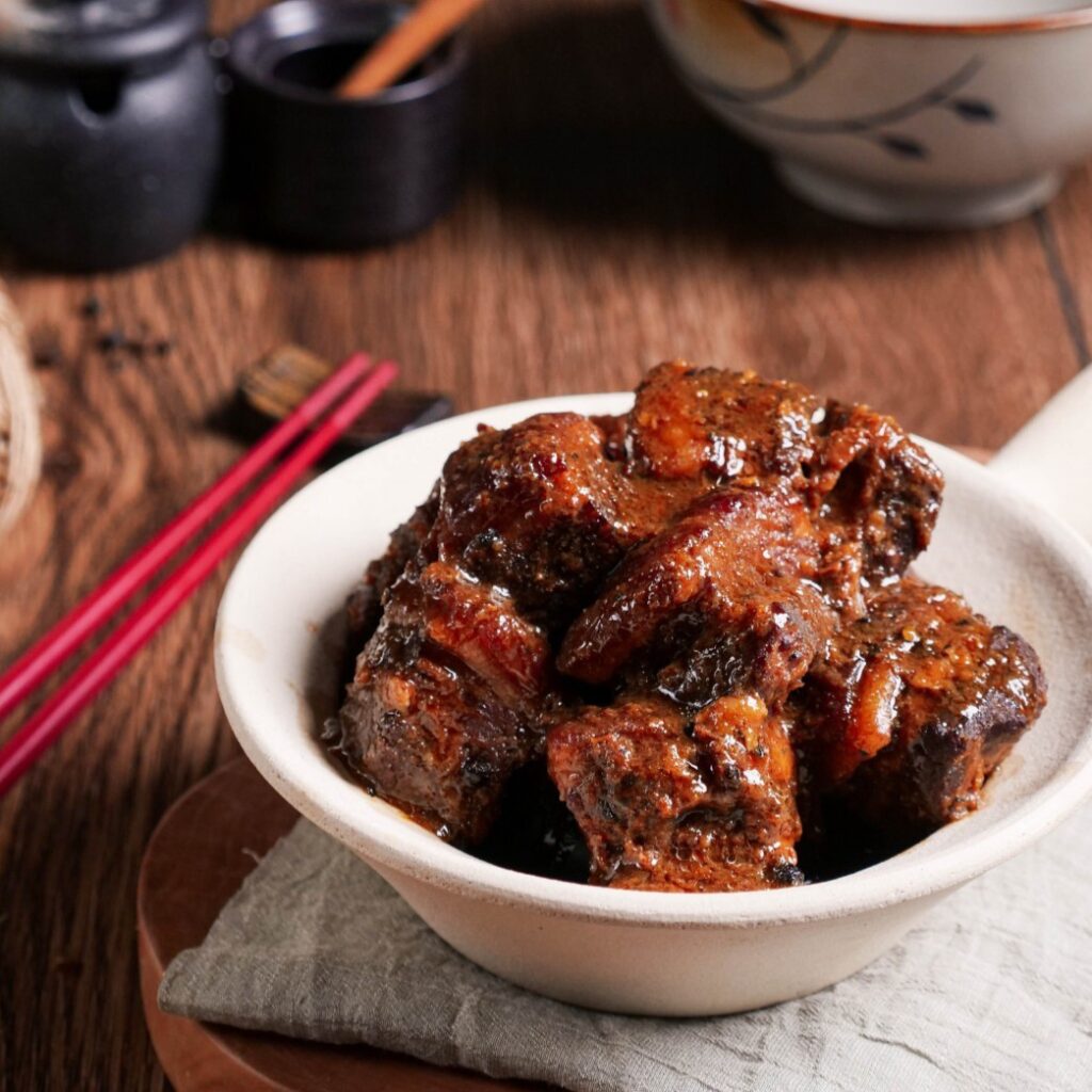 รสชาติหมูฮ้องภูเก็ต
จากครัวบ้าน สู่ครัวคุณ